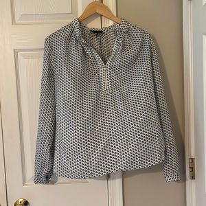 Large Worthington Silky Shirt